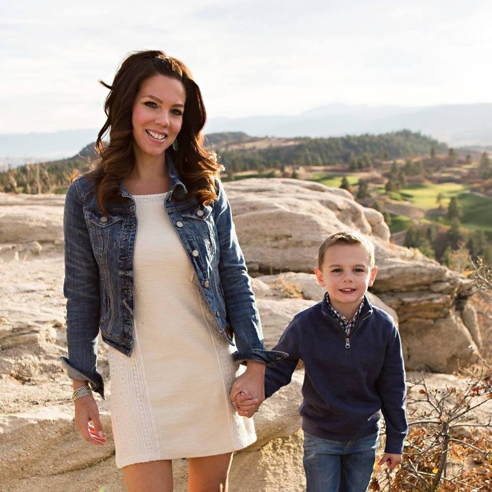 Meet your Posher, Deena